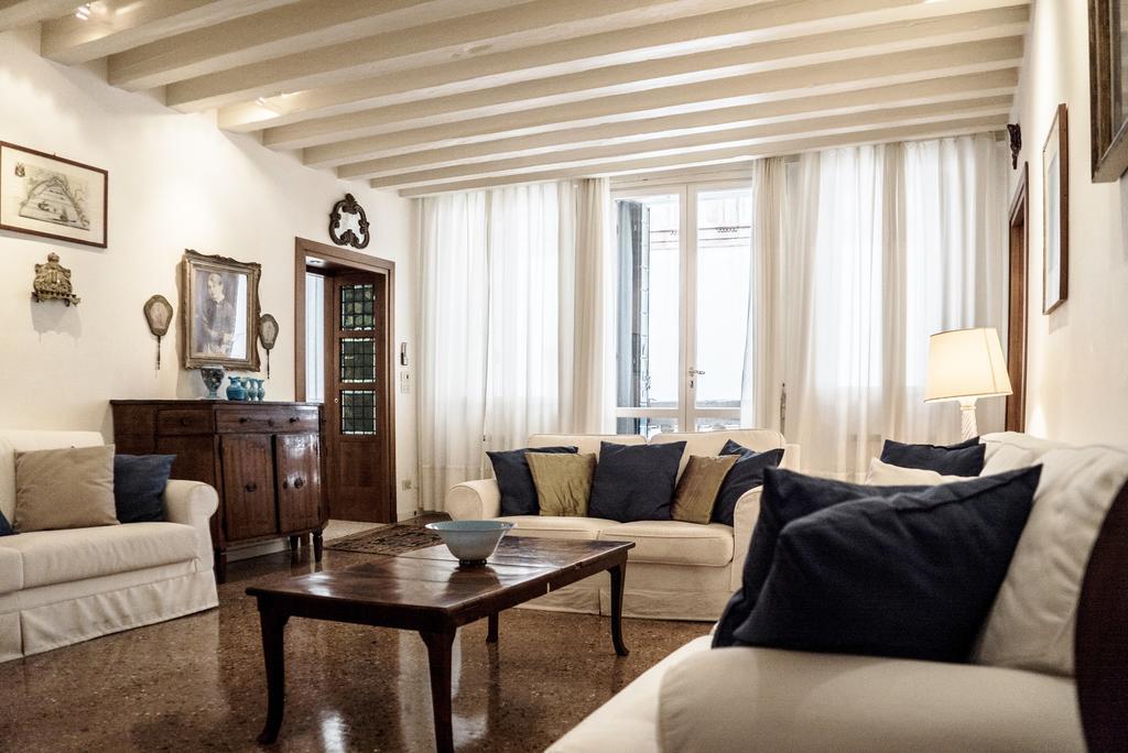 Accademia Terrazza Apartment Venice Exterior photo