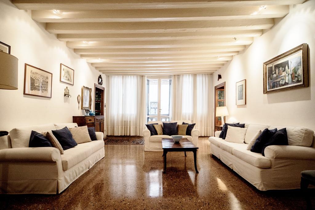Accademia Terrazza Apartment Venice Exterior photo