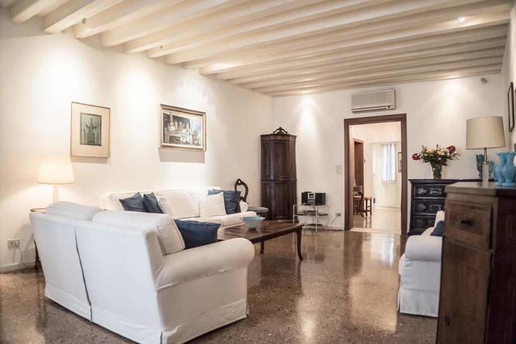 Accademia Terrazza Apartment Venice Exterior photo