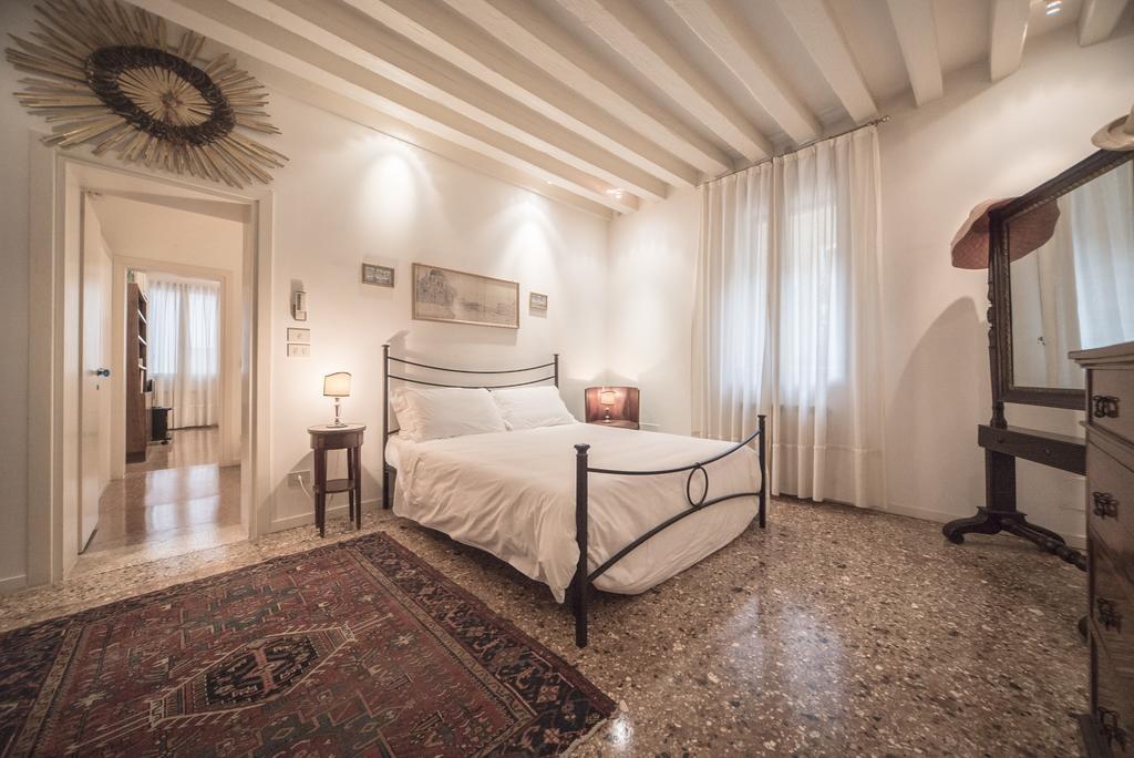 Accademia Terrazza Apartment Venice Exterior photo