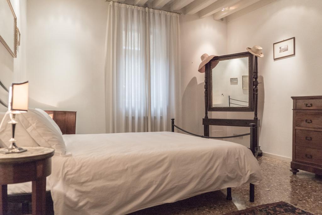 Accademia Terrazza Apartment Venice Exterior photo