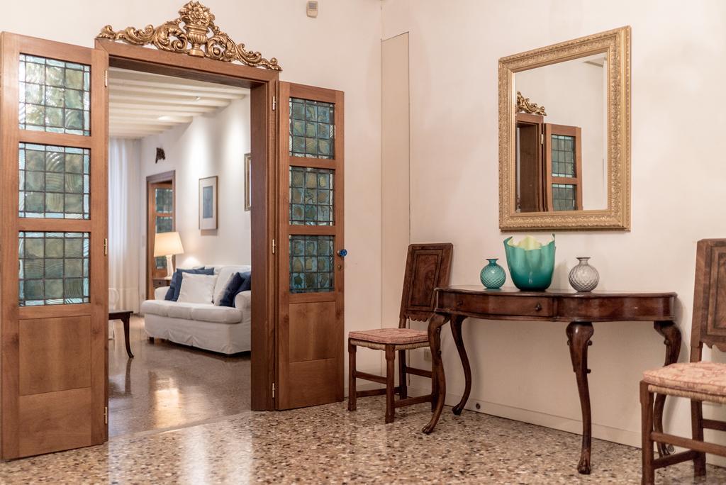 Accademia Terrazza Apartment Venice Exterior photo